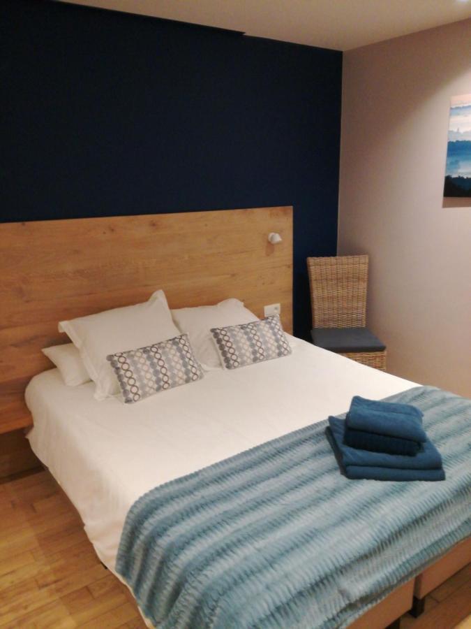 Bed and Breakfast Ferme Houard Bomal Exterior foto